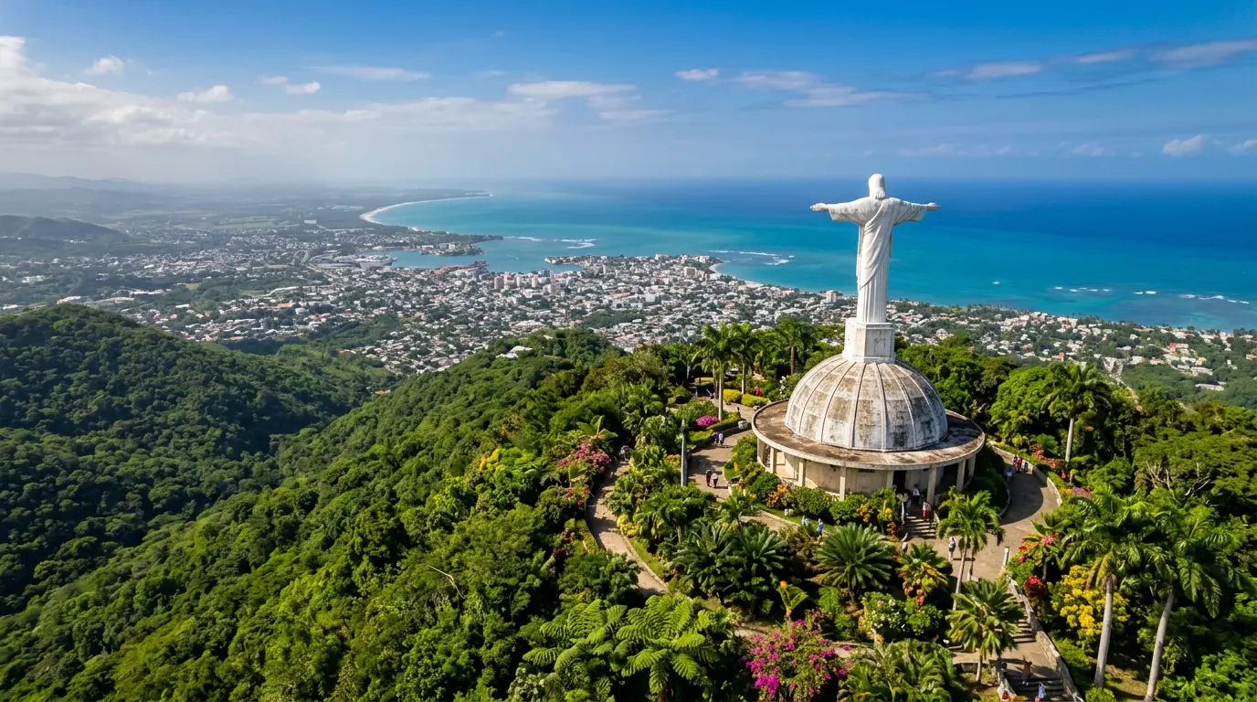 Vedere de pe muntele Isabel de Torres spre Puerto Plata